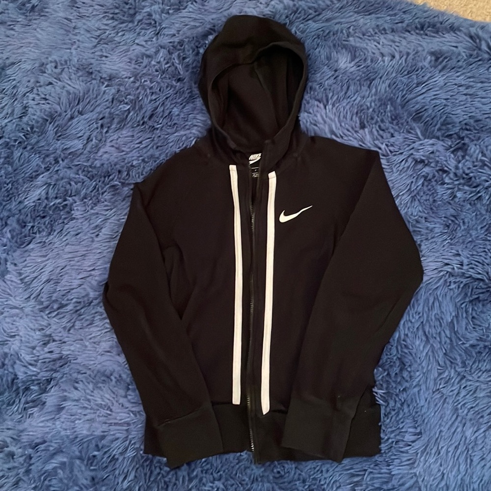 Girls Nike zip-up jacket 🖤
